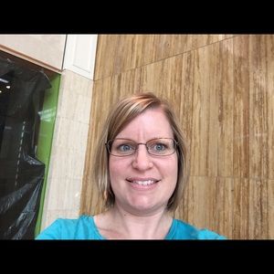 Meet your Posher, Amy